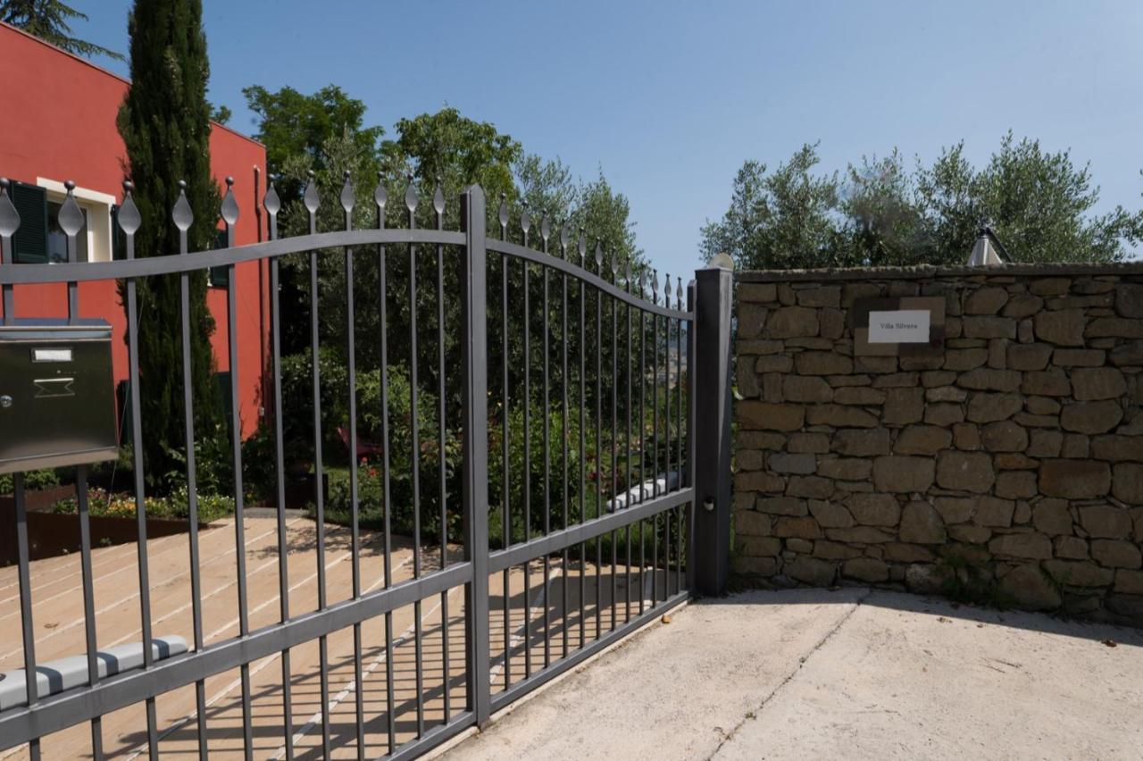Villa Silvana - Apt Giulia & Michela With Terrace & Parking Perugia Eksteriør billede