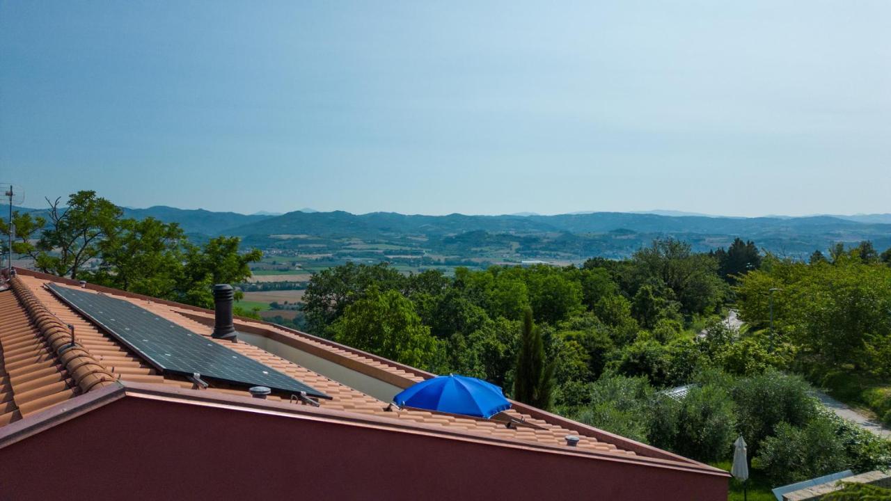 Villa Silvana - Apt Giulia & Michela With Terrace & Parking Perugia Eksteriør billede